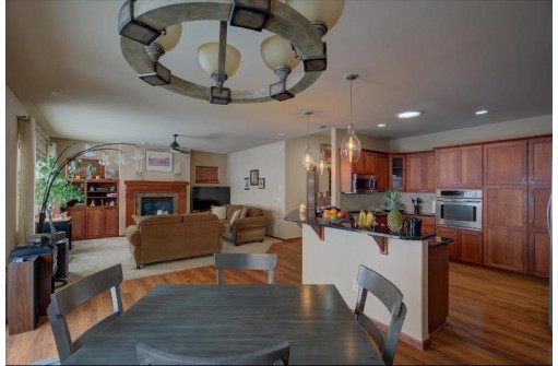 2647 Sand Pearl Tr, Middleton, WI 53562