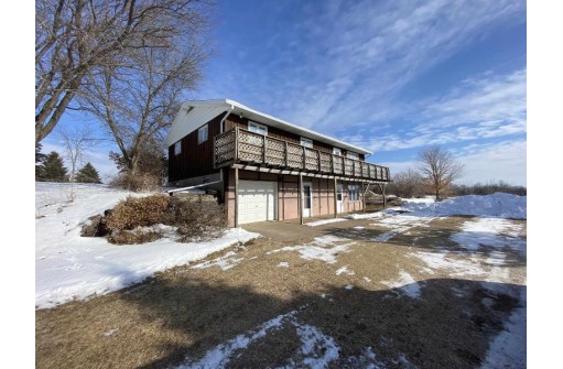 6216 County Road Pp, Highland, WI 53543