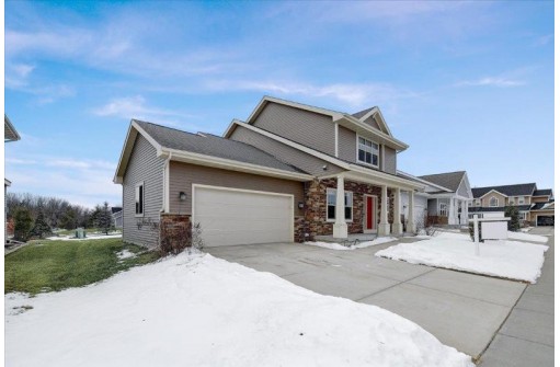 9933 Autumn Breeze Rd, Middleton, WI 53562