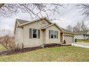 427 W Clover Ln, Cottage Grove, WI 53527