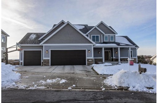 515 North Ridge Dr, Waunakee, WI 53597