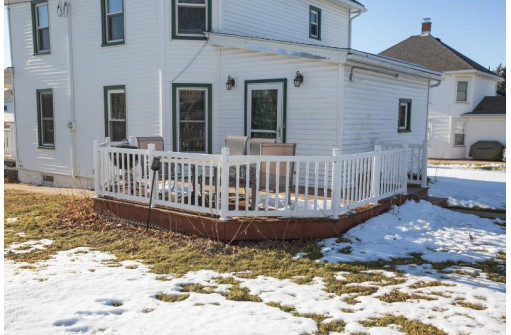 337 W Harrison St, Shullsburg, WI 53586