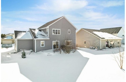 9914 Autumn Breeze Rd, Middleton, WI 53562