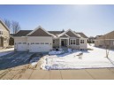 2215 Lonnie Ln, Sun Prairie, WI 53590