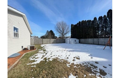 4256 South Wyck Dr, Janesville, WI 53546