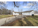 W6510 Kampen Rd, Arlington, WI 53911