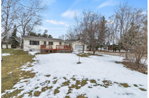 W6193 W Bush Rd, Pardeeville, WI 53954