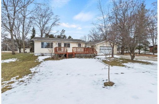 W6193 W Bush Rd, Pardeeville, WI 53954