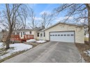 W6193 W Bush Rd, Pardeeville, WI 53954