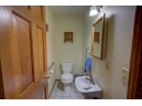 926 S Holt Cir, Madison, WI 53719-3033