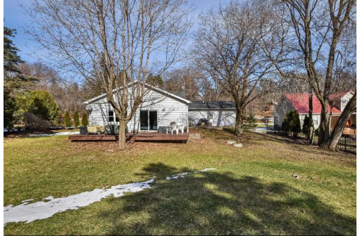 6225 Old Middleton Rd, Madison, WI 53705