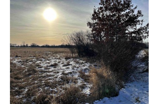 70 ACRES Huckleberry Rd, Princeton, WI 54968