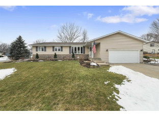 708 Maple Rd Verona, WI 53593