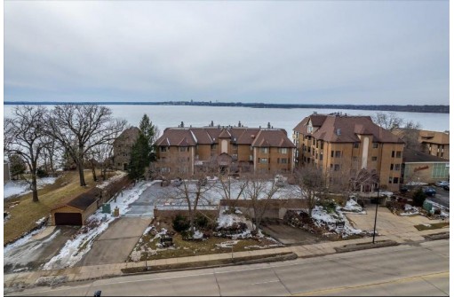 4001 Monona Dr 101, Monona, WI 53716