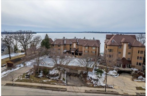 4001 Monona Dr 101, Monona, WI 53716