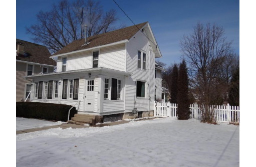 1314 Elizabeth St, Janesville, WI 53548