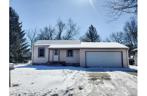 641 E Cravath St, Whitewater, WI 53190-1415