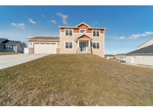 1410 Grandview Ct Watertown, WI 53098