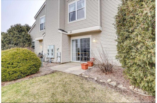 2974 Holborn Cir, Madison, WI 53718