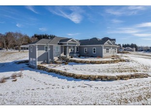 3078 Parker Pass Sun Prairie, WI 53590