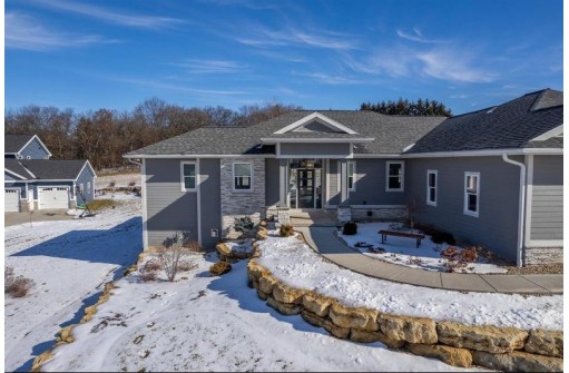 3078 Parker Pass, Sun Prairie, WI 53590