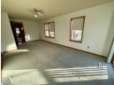 915 N Garfield Ave, Janesville, WI 53545