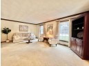 2614 N River Bluff Dr, Janesville, WI 53545-0796