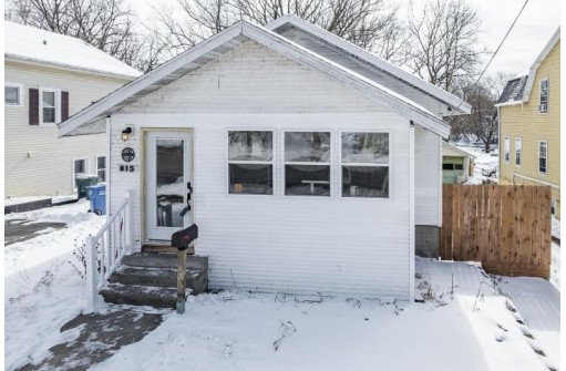 815 2nd Ave, Baraboo, WI 53913