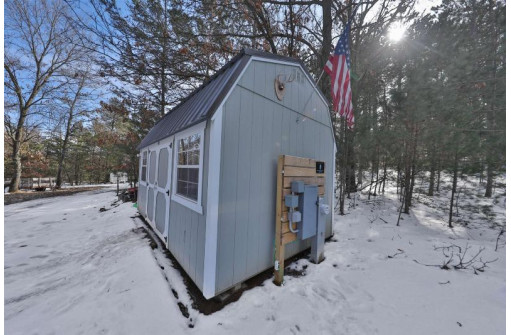 N4290 Pine Dr, Montello, WI 53949