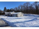 W9429 Parkway Dr, Poynette, WI 53955