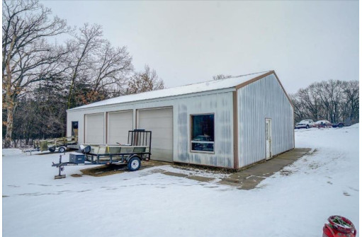 N3598 Mcmillan Rd, Poynette, WI 53955