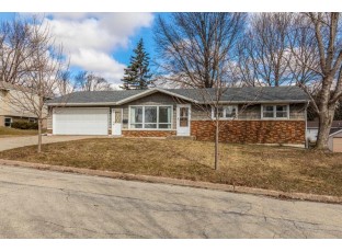 917 3rd St Monroe, WI 53566