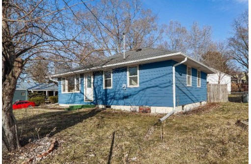 601 Pinchot Ave, Madison, WI 53716