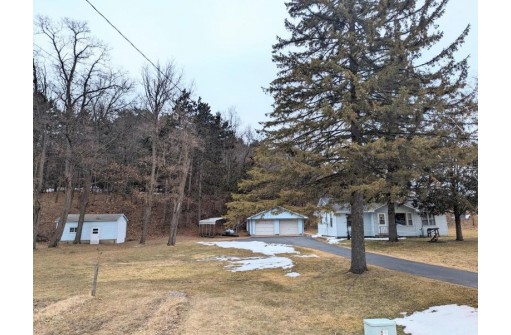 100 Moundview Dr, Friendship, WI 53934