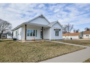 705 Spruce St Sauk City, WI 53583