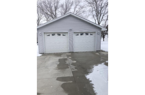 222 E South St, Beaver Dam, WI 53916