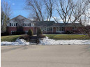 205 E Macarthur St, Sun Prairie, WI 53590