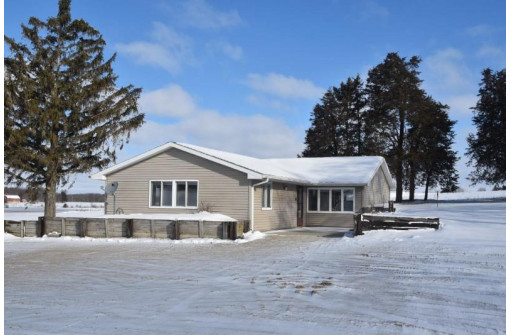 4325 Smith Dr, Deerfield, WI 53531