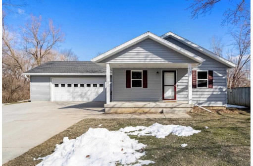 410 Debs Rd, Madison, WI 53704