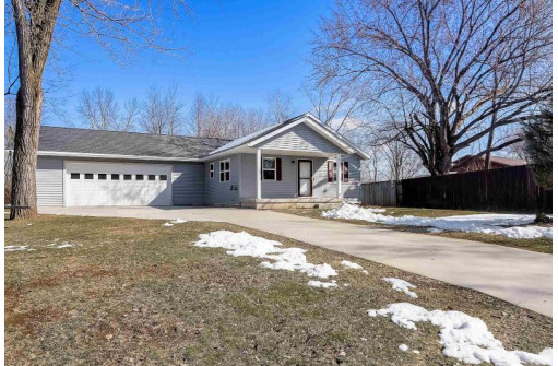 410 Debs Rd, Madison, WI 53704