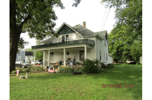 111 S Main St, Pardeeville, WI 53954