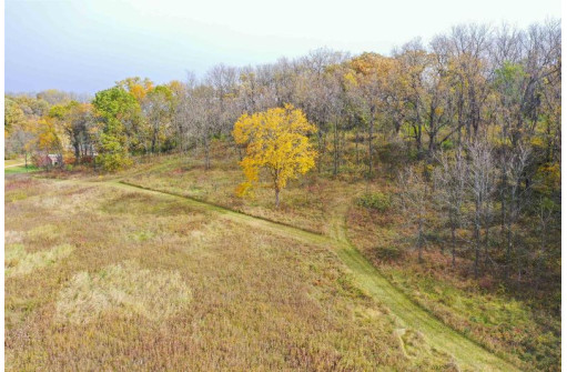 5.95 ACRES Hwy 92, Mount Horeb, WI 53572