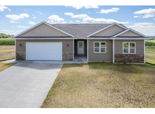 2066 Fawn Valley Ct Reedsburg, WI 53959