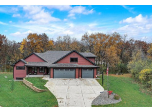 S8130 Coves Ct Merrimac, WI 53561