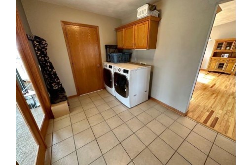 W4791 Pembridge Tr, Monroe, WI 53566