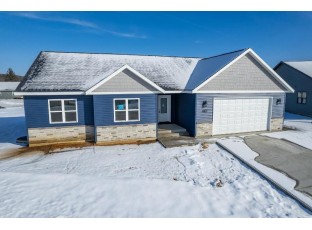 2055 Willow Run Reedsburg, WI 53959