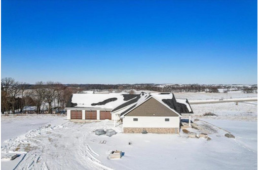 W4031 County Road C, Monticello, WI 53570