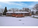 5537 Kennedy Dr, Waunakee, WI 53597