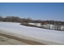 S1476 Summit Point Dr, La Valle, WI 53941-9559