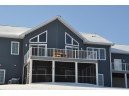 S1476 Summit Point Dr, La Valle, WI 53941-9559